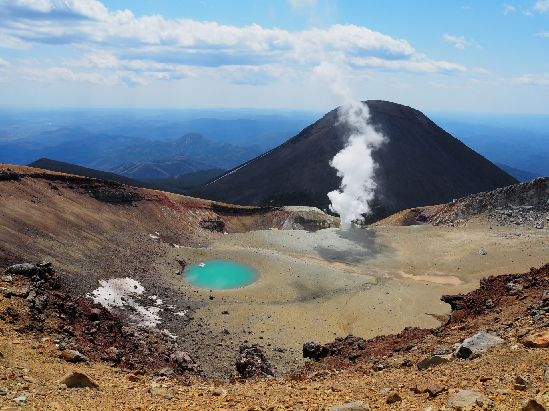 雌阿寒岳山頂